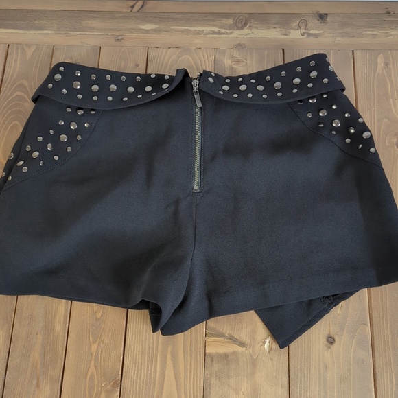 Guess Black Silver Studded Wrap Front Shorts Skort Punk Goth Festival - Picture 7 of 9